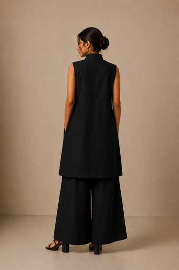 Women in Black Line Tunic Set- back view